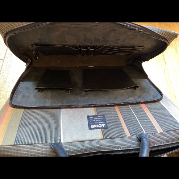 Acme Computer Bag - Picture 4 of 4